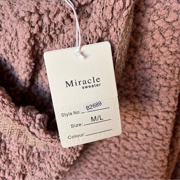 NWT Miracle Hoody - Size M/L - So Soft!!! - Picture 4 of 6